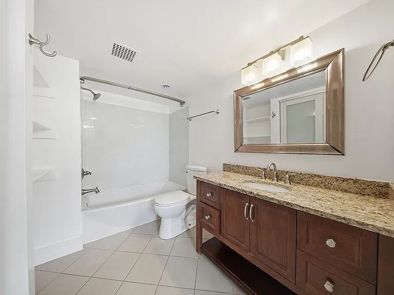 1420 N St NW #1005 — Photo 9