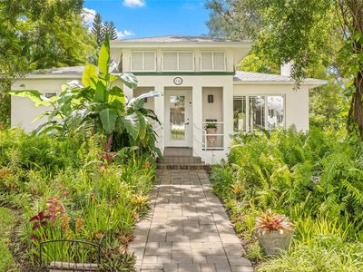 135 Aranda St NE, Saint Petersburg, FL, 33704