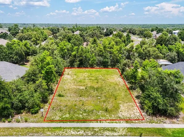 109 Lake Merial Trl, Southport, FL 32409