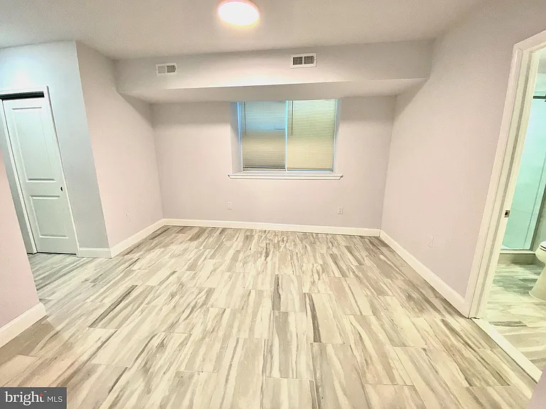 636 N 13th St #1 — Photo 5