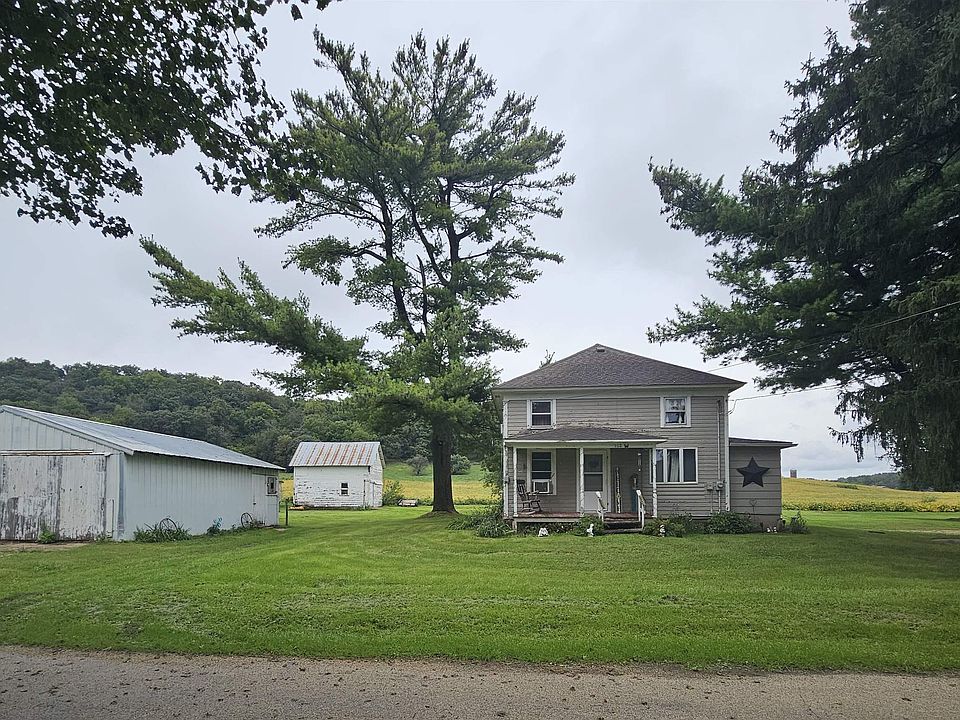 1st image of 102 W Springwater Ave