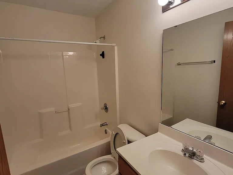 80 Phillips Ct — Photo 10