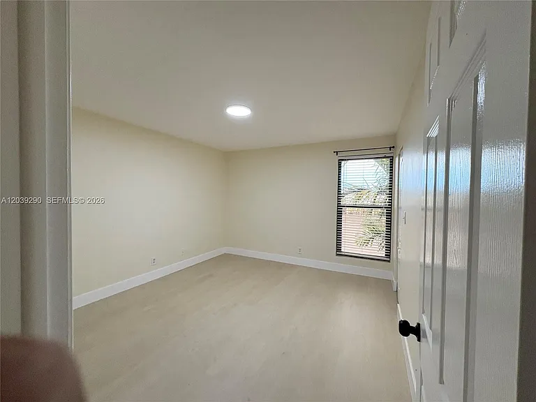 1606 NW 90th Way #1606 — Photo 25