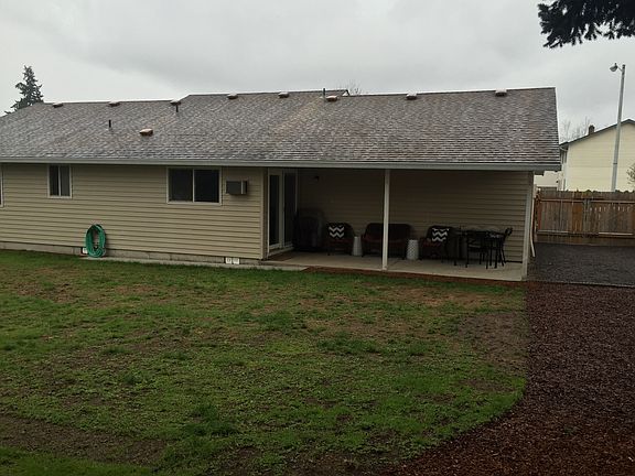 3rd image of 14116 NE 71st St