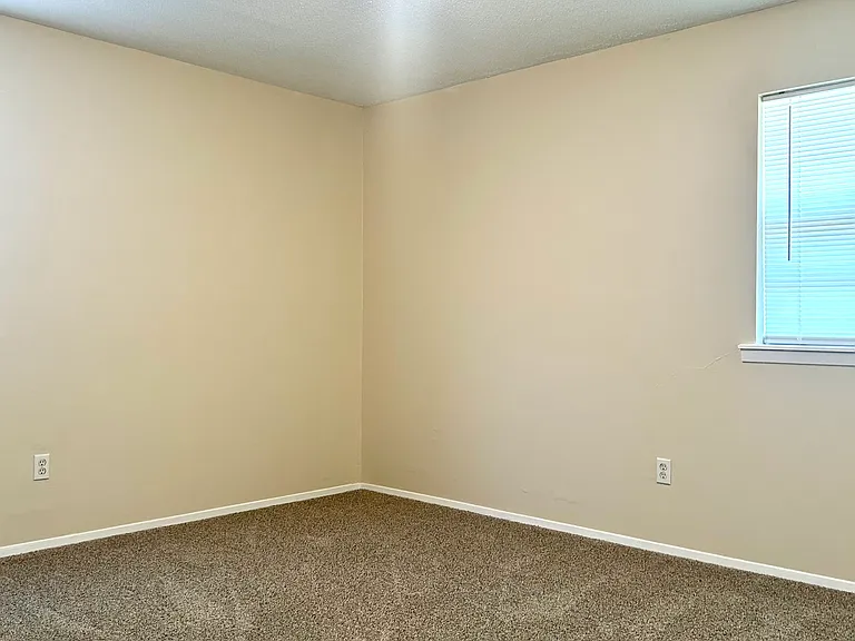 1817 W Wyandotte Ave — Photo 10