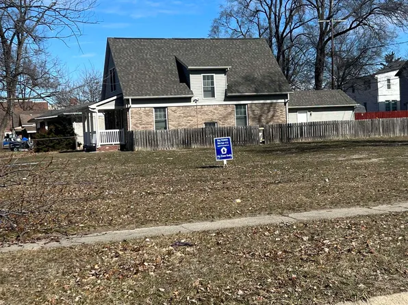 21012 Glen Lodge Rd, Ferndale, MI 48220