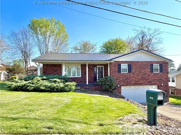 5209 Glow Dr, Charleston, WV 25313