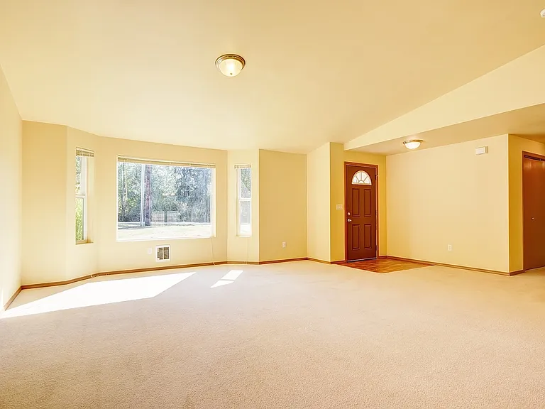 404 Sycamore Rd — Photo 7