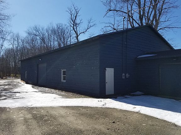 Parking lot/Driveway wraps around building