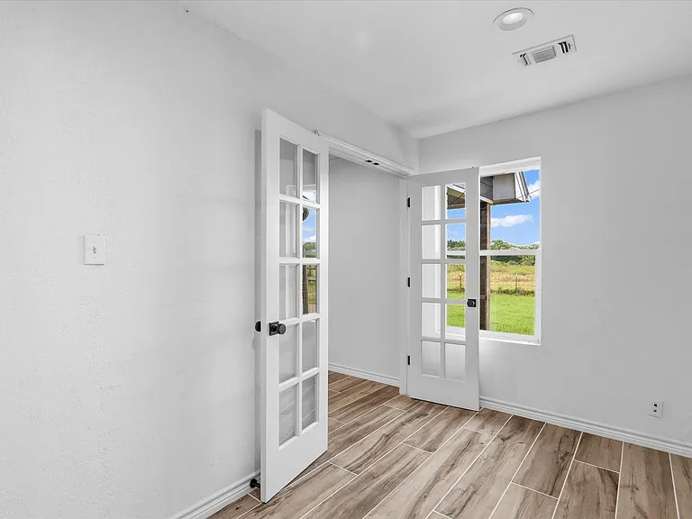 6131 Hartlee Field Rd — Photo 8