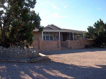 http://www.propertyboss.net/CustomerImages/AMMRE_1205/media/Properties/140%20Camino%20de%20las%20Huertas%20(PO)\/zsmall_140%20Cam-2.jpg