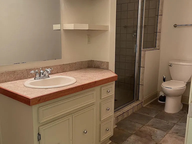 3910 S Barnett Shoals Rd — Photo 35