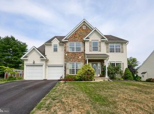 73 Silver Birch Dr, Lancaster, PA