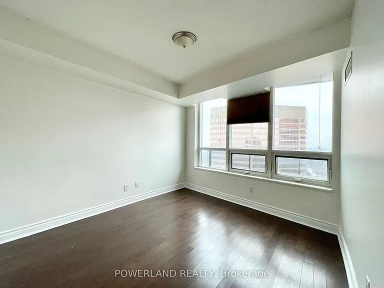 25 Greenview Ave #2325 — Photo 7