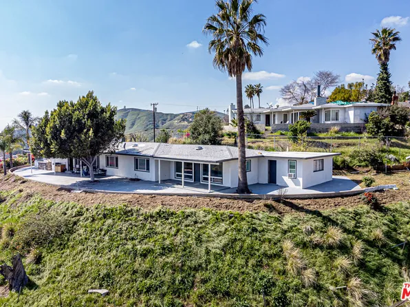 304 Edgerton Dr, San Bernardino, CA 92405