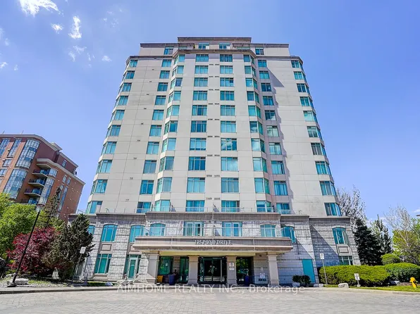 135 Pond Dr #510, Markham, ON L3T 7V6