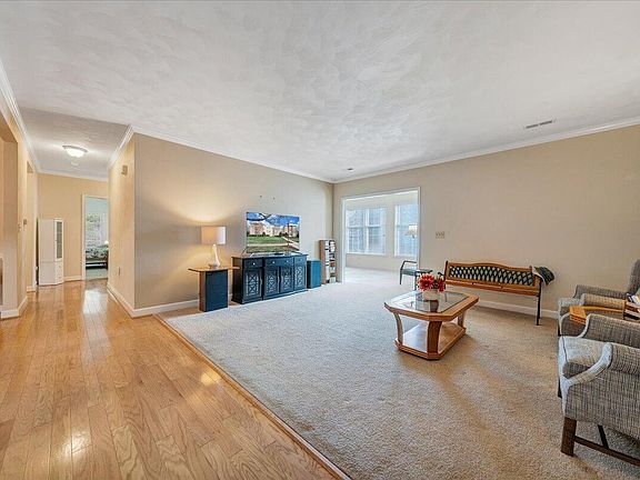 4th image of 4865 Glen Ivy Ln SW Unit 208