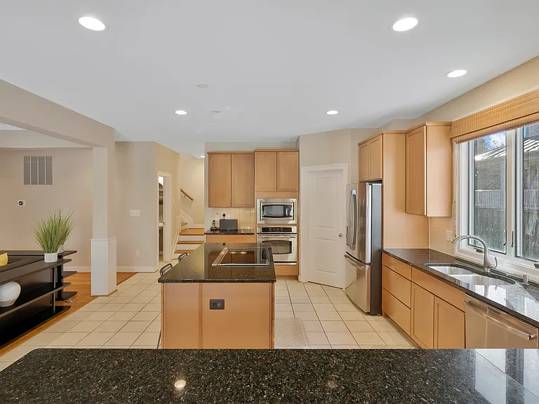 5922 Chesterbrook Rd — Photo 27