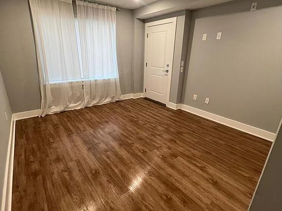 3rd image of 1416 Germantown Ave #8