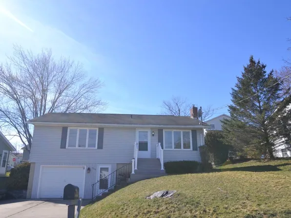 905 N McKinley Ave, Endicott, NY 13760