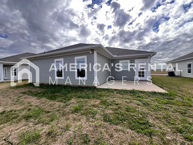 21521 Tawny Loop — Photo 4