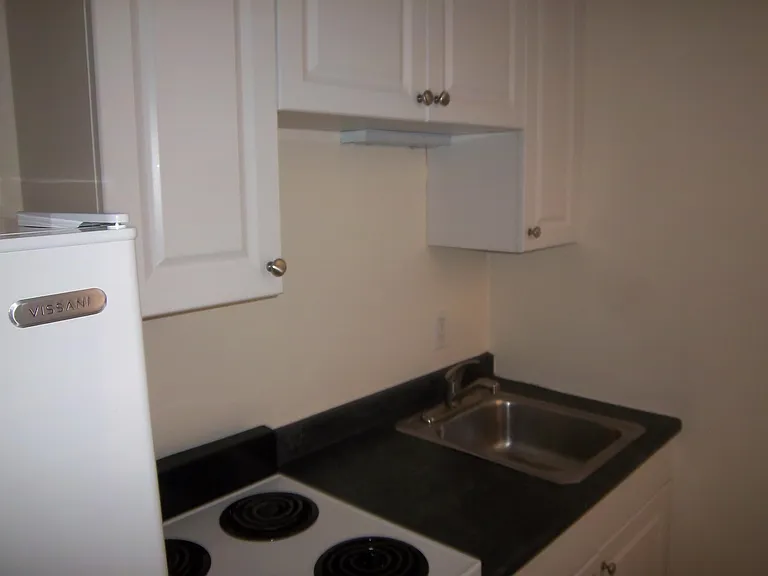 59 S Huntington Ave #1 — Photo 5