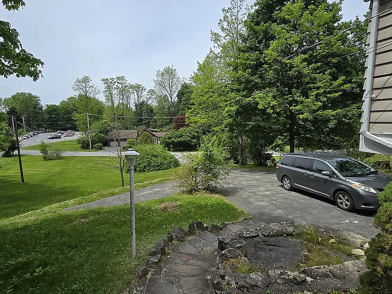 16 Croft Rd — Photo 5