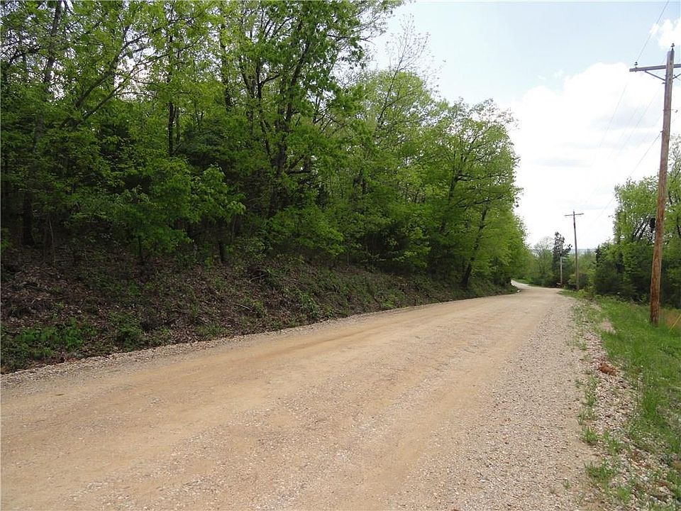 1st image of Lake Sequoyah Dr