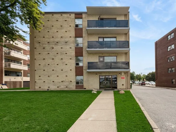1181 Ellesmere Rd #203, Toronto, ON M1P 2X6