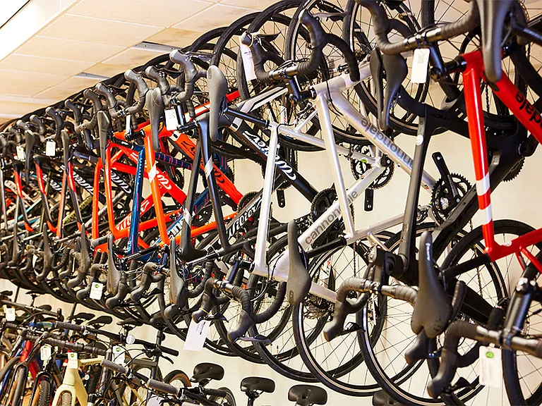 Bike storage and repair station