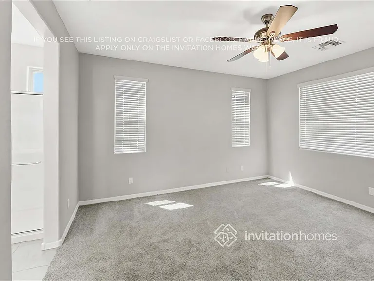 1636 N 209th Ave — Photo 11