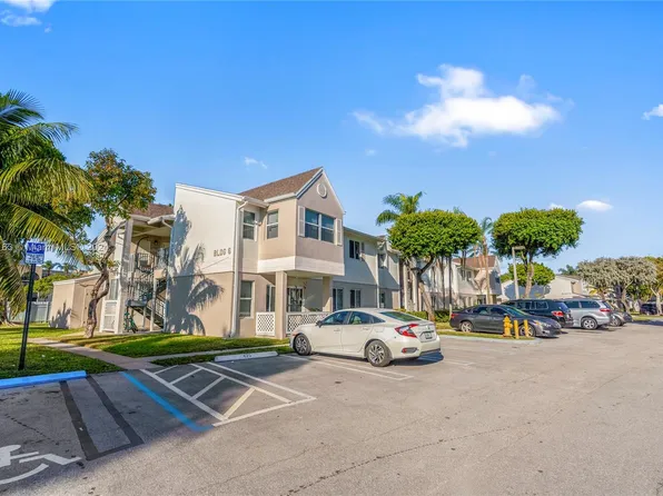 17330 NW 67th Pl #L-6, Hialeah, FL 33015