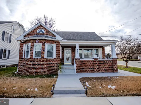 328 W Elm Ave, Hanover, PA 17331