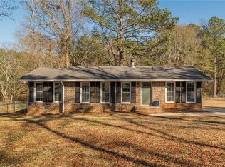 9178 Lakeview Dr SW, Covington, GA 30014