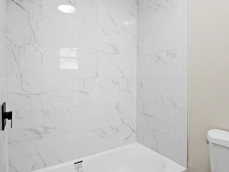 1517 W Westmoreland St #3 — Photo 8