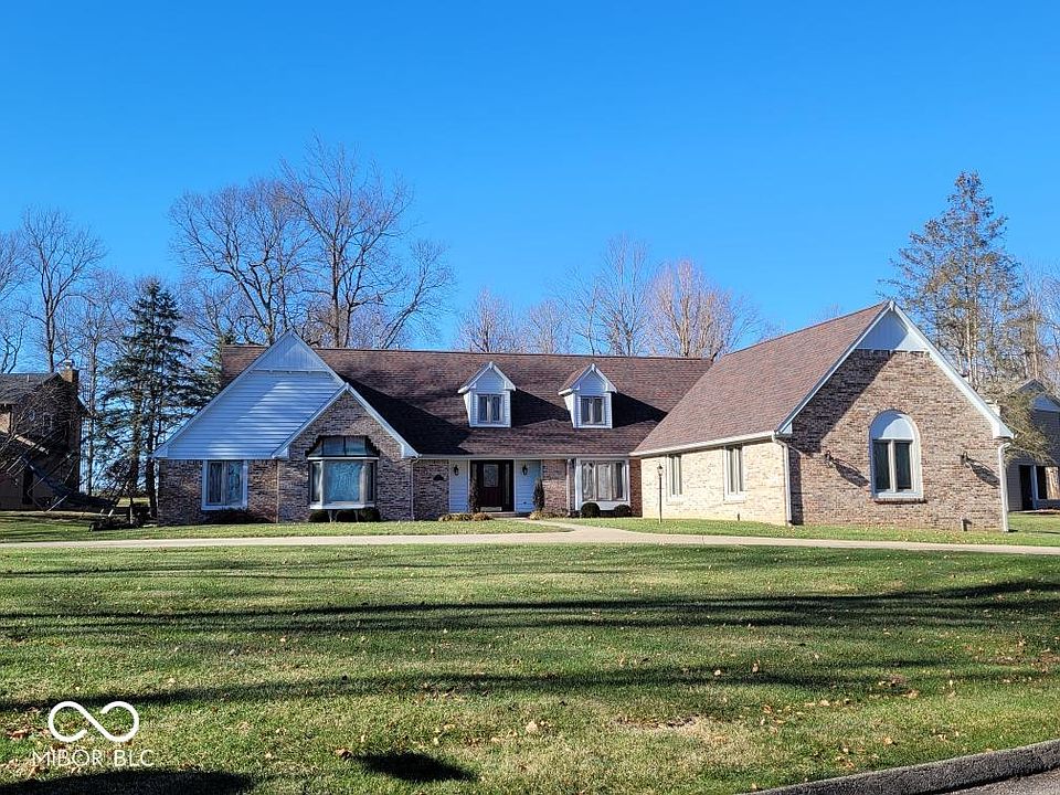 2nd image of 412 W Lawton Cir
