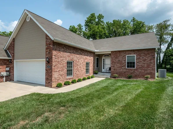 2456 N Stonelake Cir, Bloomington, IN 47404