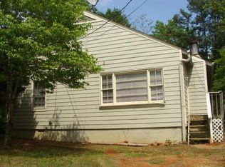 913 Forest St, Roswell, GA 30075