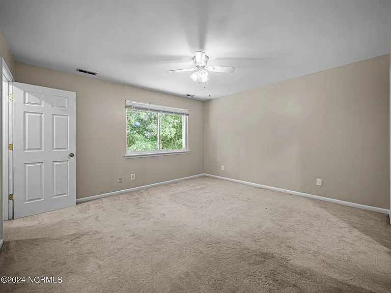 24 S Onsville Pl — Photo 8