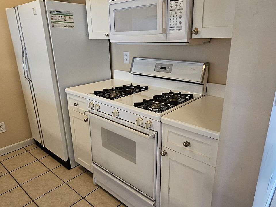 Kitchen with all the appliances