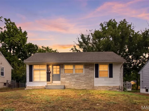 323 Crawford Rd, Saint Louis, MO 63137