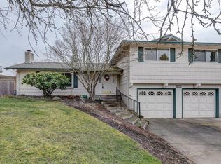 1524 Stardust Way, Medford, OR