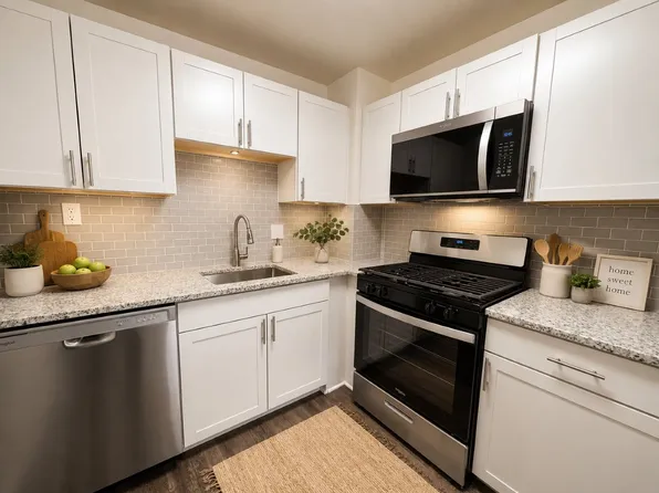 Willow Run at Mark Center Apartment Homes