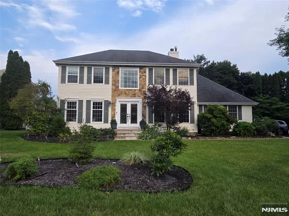4 Watson Way, Flanders, NJ 07836
