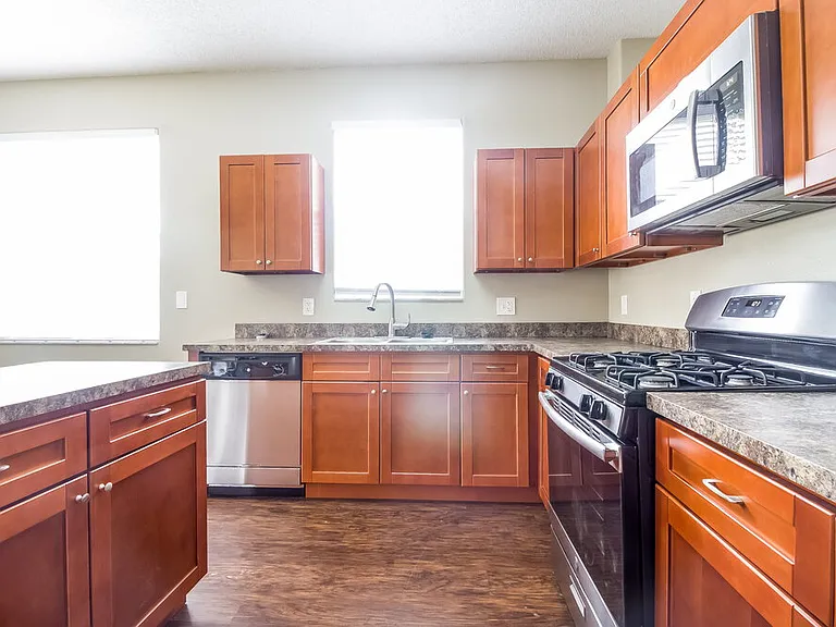 120 Portstewart Dr — Photo 5