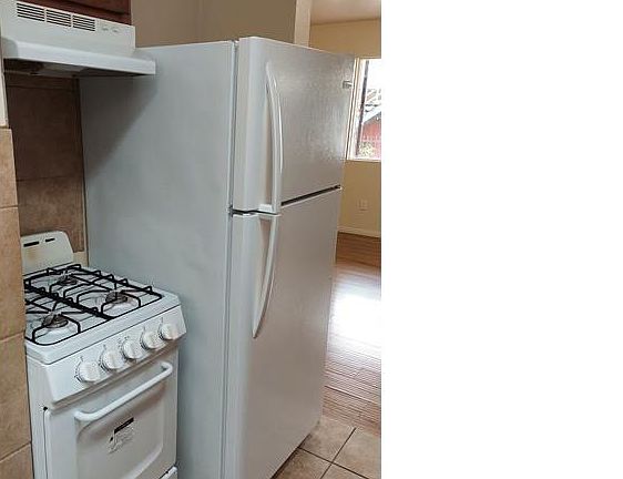 3rd image of 717 S Manhattan Pl APT 3