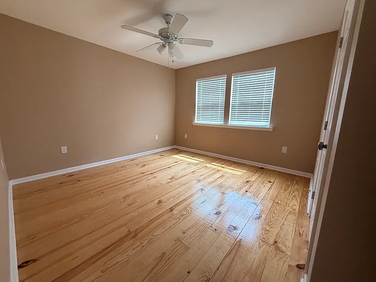 3606 Brady St — Photo 5