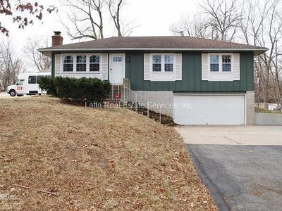 8314 Pershing Rd, Raytown, MO, 64138