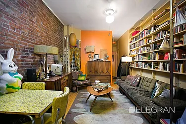 Rented by (Legacy) Elegran