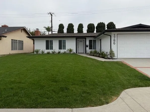 1786 Iowa St, Costa Mesa, CA 92626